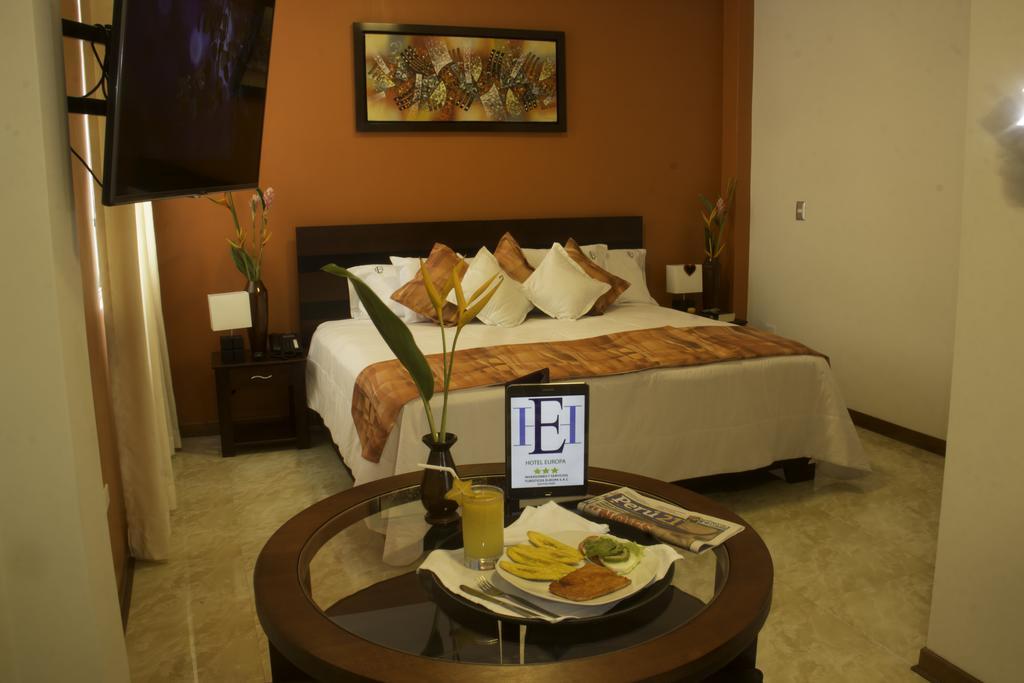 Hotel Europa Икитос Экстерьер фото