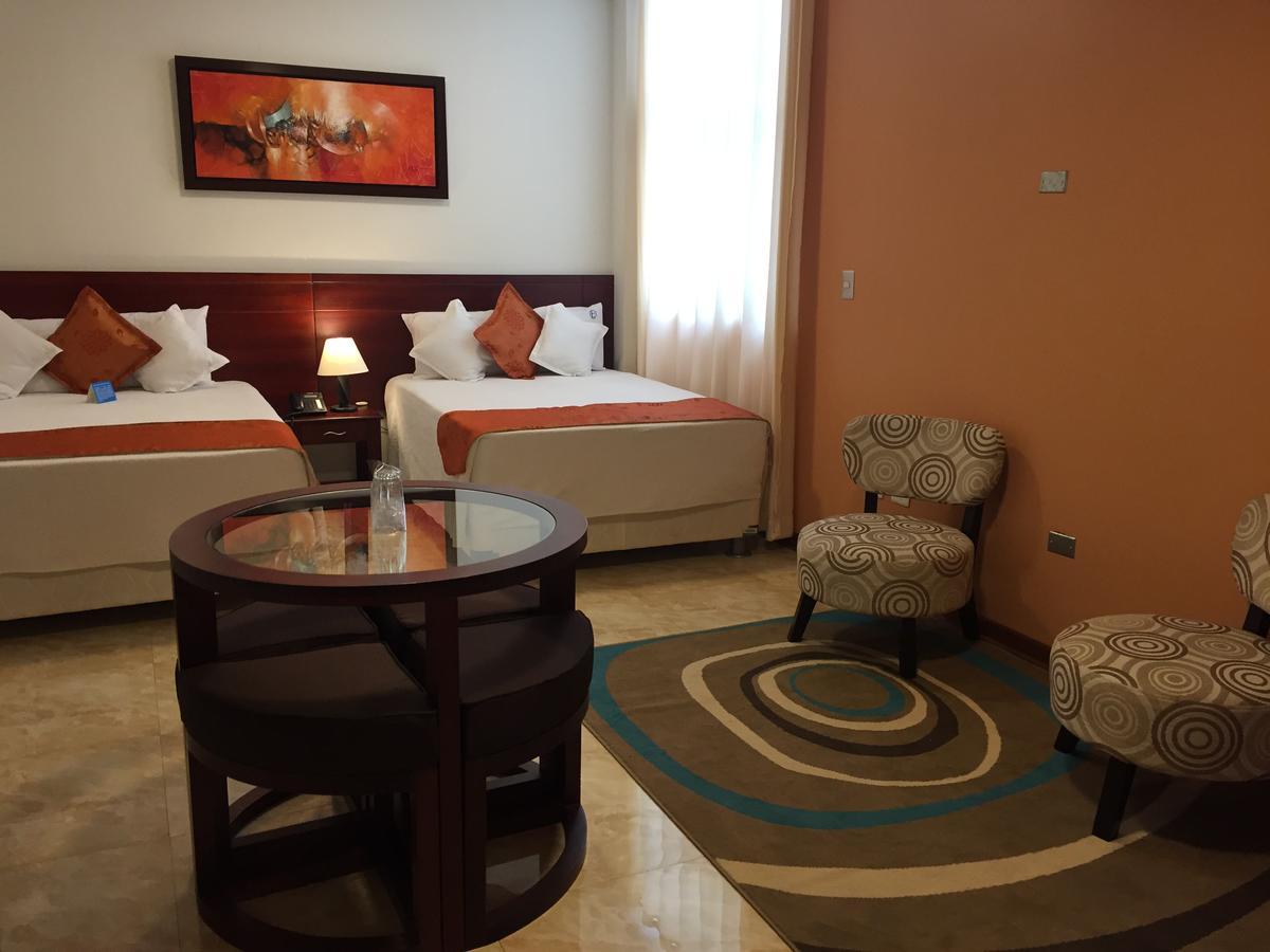 Hotel Europa Икитос Экстерьер фото